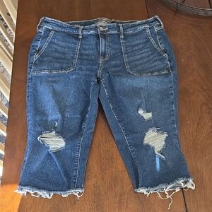 Torrid Blue Distressed Capri